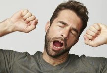 ¿Por qué bostezamos cuando vemos a otra persona bostezar?